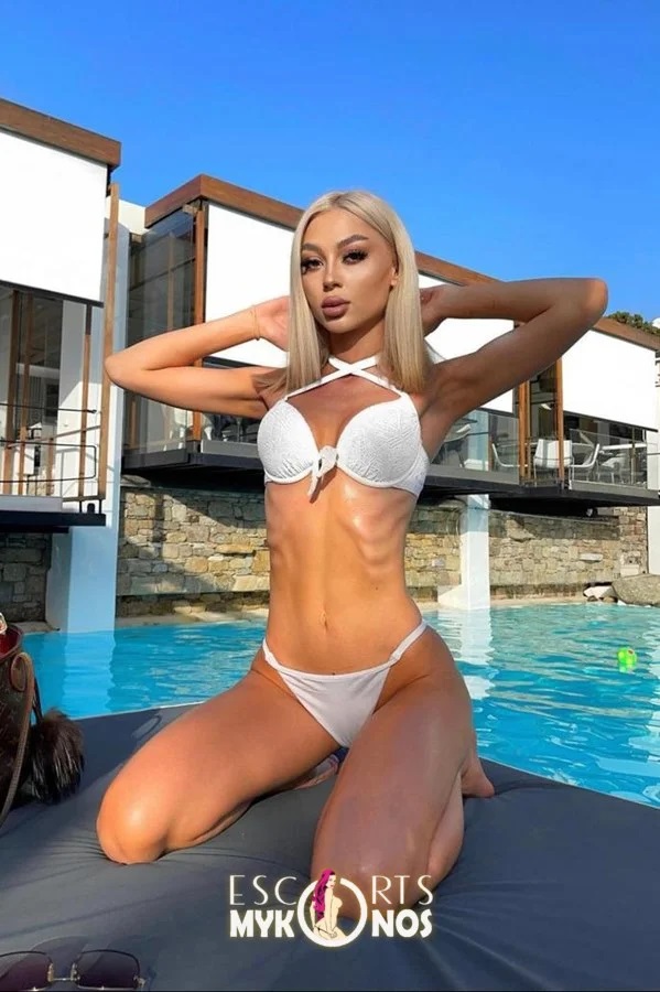 3 escorts-mykonos-models-zlata-hadid-4