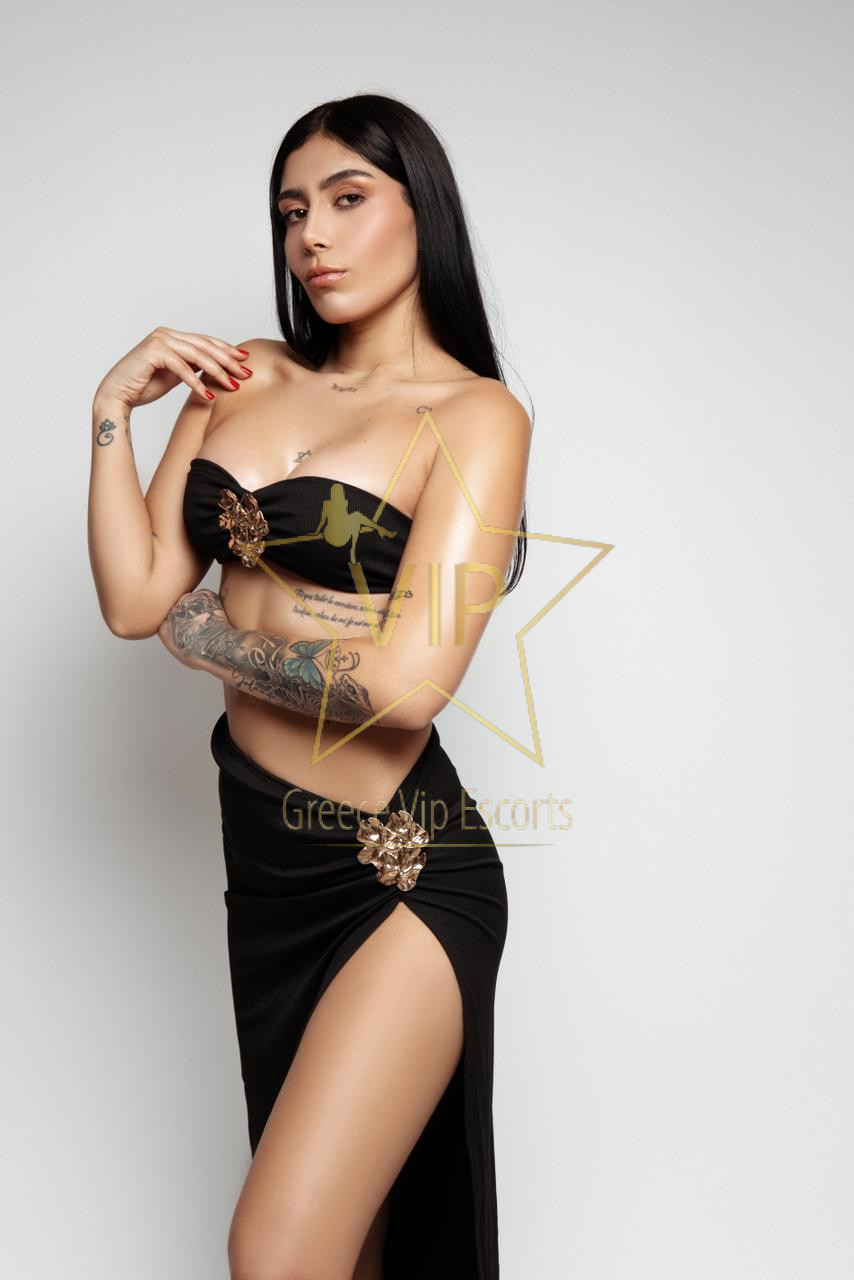 ESCORTS-ATHENS-GIRL-MIA-SEXY-BRUNNETE-HOT-9
