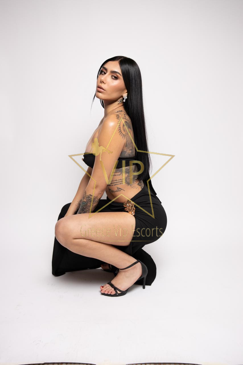 ESCORTS-ATHENS-GIRL-MIA-SEXY-BRUNNETE-HOT-3