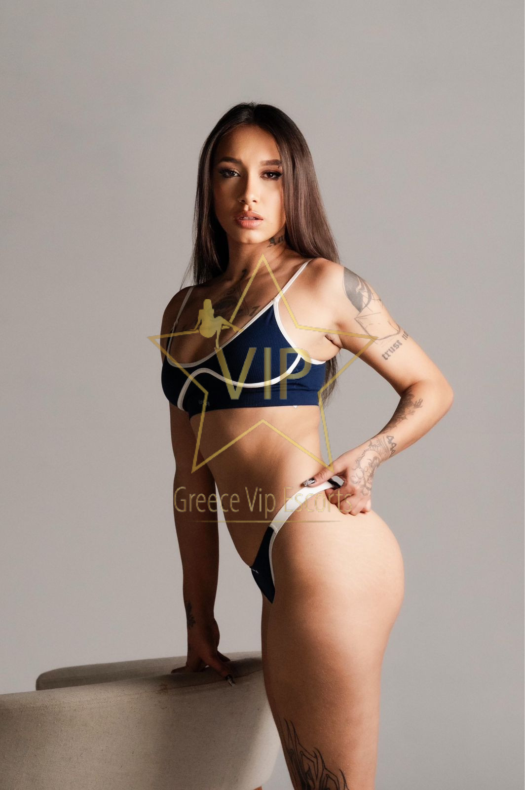 ESCORT-ATHENS-LUA-TEEN-MODEL-1