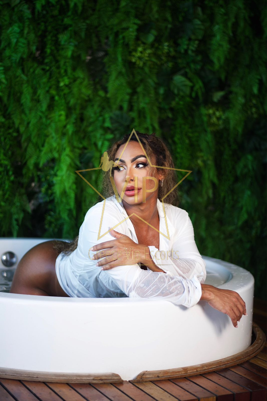 ESCORT-ATHENS-MORENA-SEXY-BODY-ESCORTS-GREECE-3