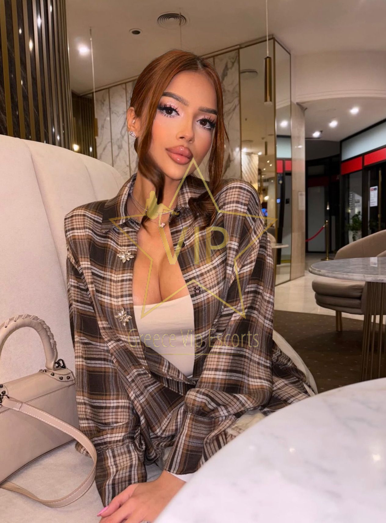 ESCORT-ATHENS-JENNIFER-SEXY-BLOND-GREECE-ESCORTS-1