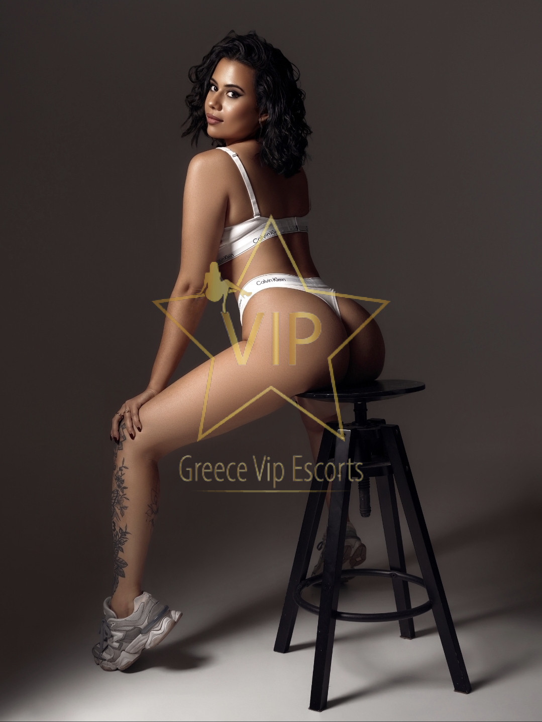 ESCORTS-ATHENS-GIRL-CINDY-YOUNG-ESCORT-ATHENS-3