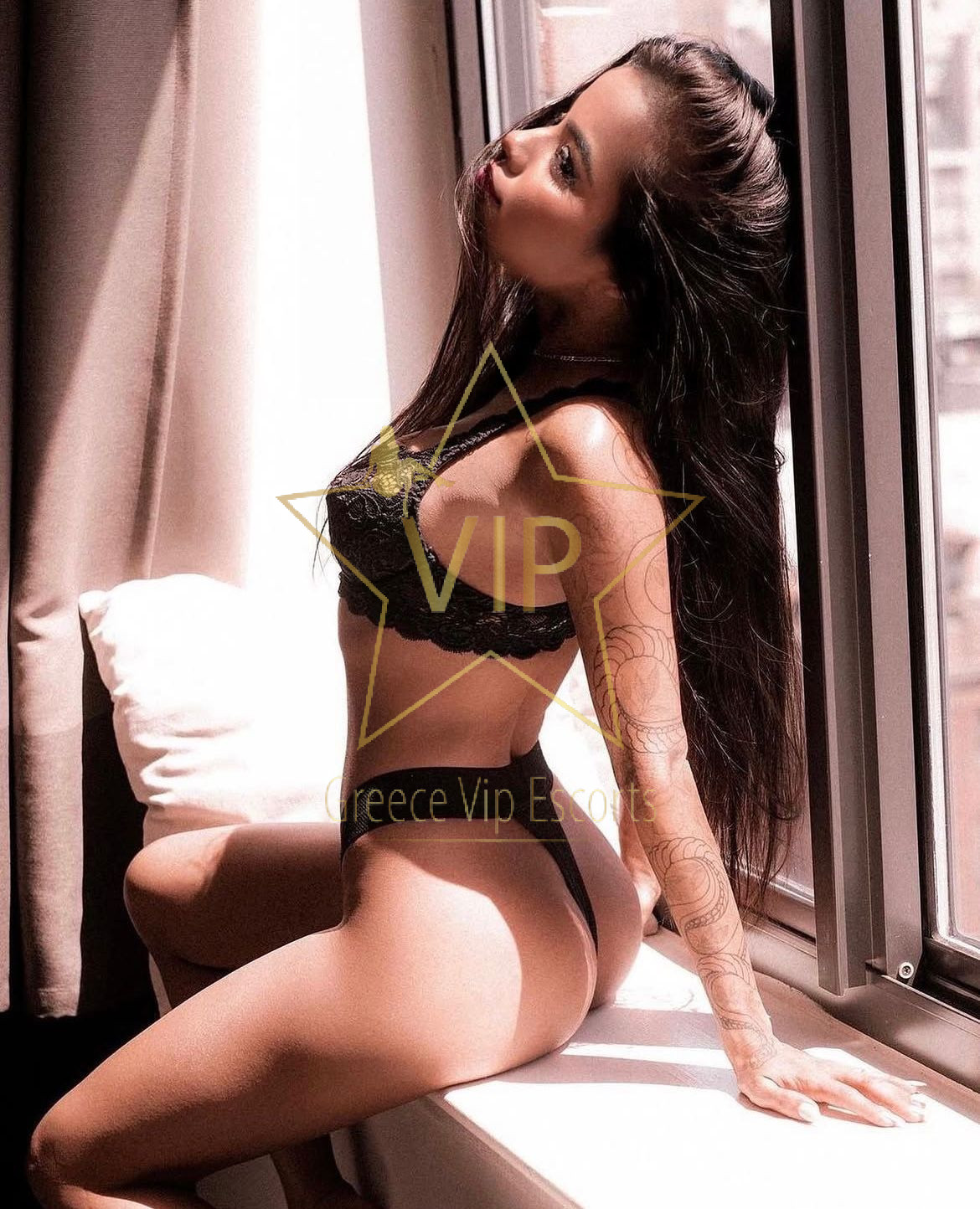 Escort-Athens-Luisa-Sexy-Escorts-Athens-Stars-Escorts-Athens-Glamour-Escorts-Greece-Vip-Escorts-8