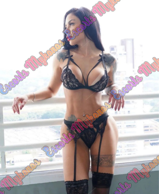 luna-starr-porn-star-in-mykonos-summer-2026-24