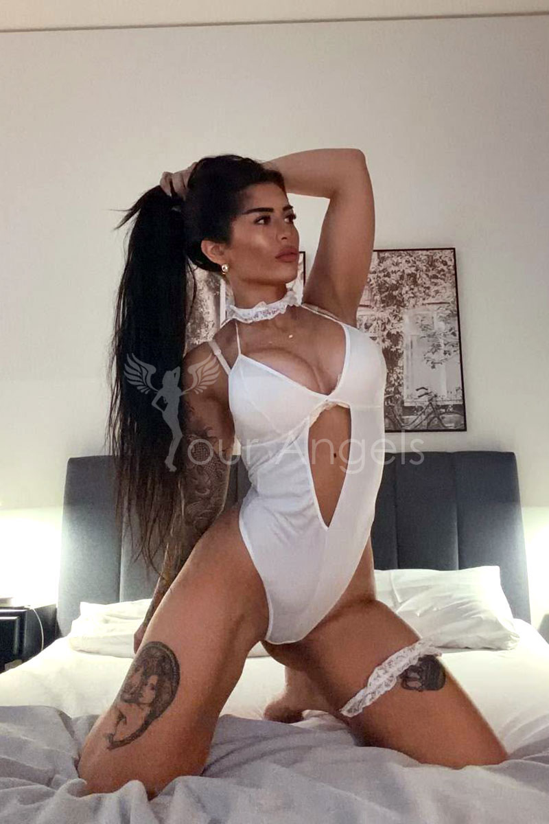 Alexandra2608-escort-(2)