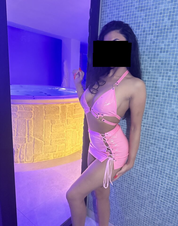 με λένε Μαριλένα και είμαι 23 ετών